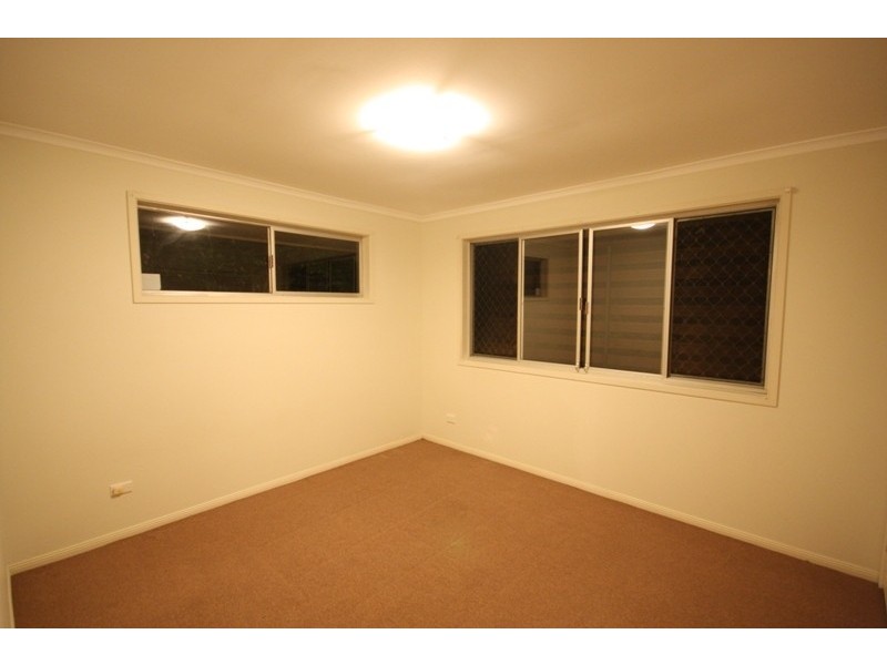 61 Baratta Street, Southport QLD 4215