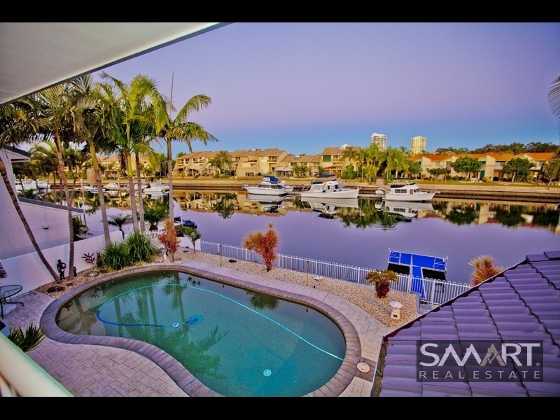 28 Sundance Way, Runaway Bay QLD 4216