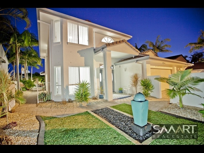 28 Sundance Way, Runaway Bay QLD 4216