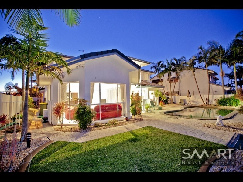 28 Sundance Way, Runaway Bay QLD 4216