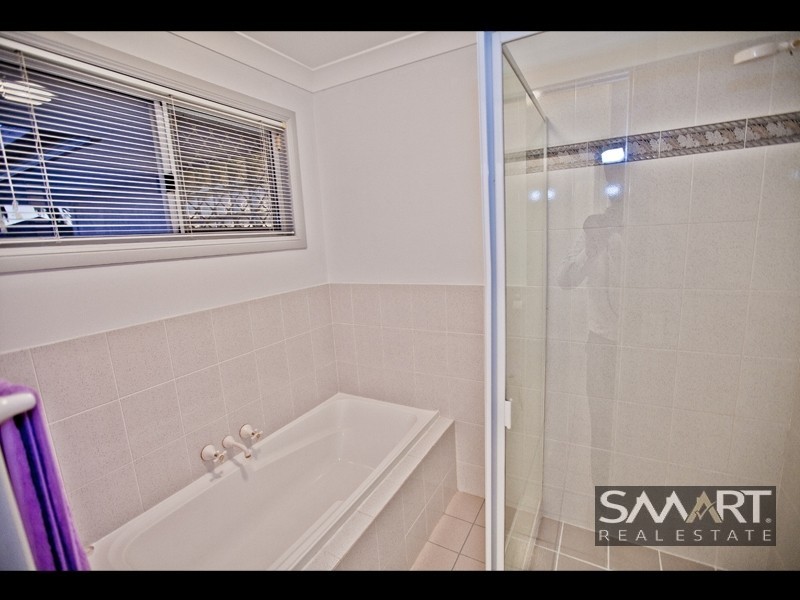 28 Sundance Way, Runaway Bay QLD 4216