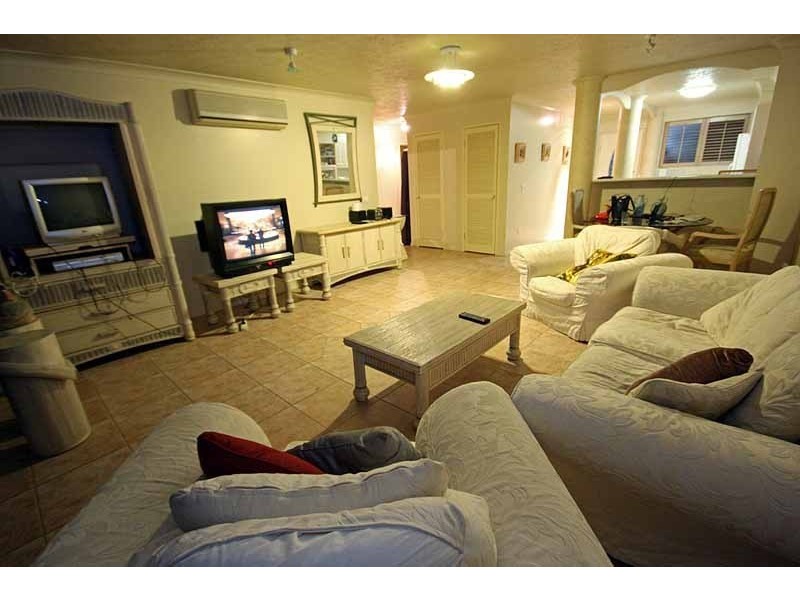 3/34 Remembrance Drive, Surfers Paradise QLD 4217