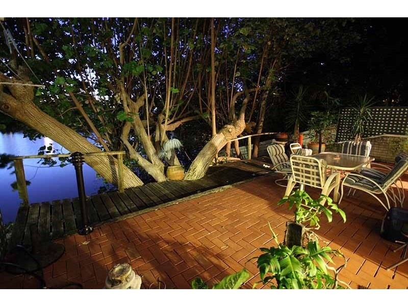 3/34 Remembrance Drive, Surfers Paradise QLD 4217