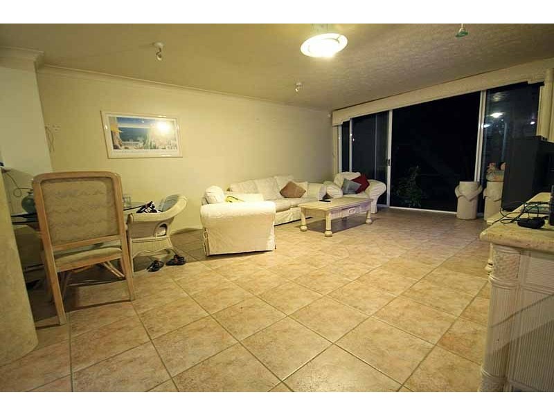 3/34 Remembrance Drive, Surfers Paradise QLD 4217