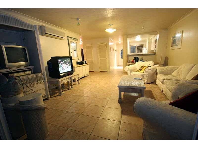 3/34 Remembrance Drive, Surfers Paradise QLD 4217