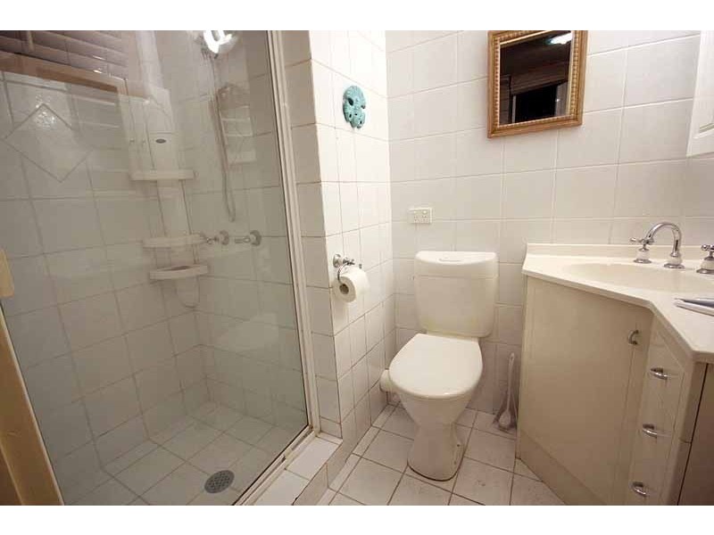 3/34 Remembrance Drive, Surfers Paradise QLD 4217