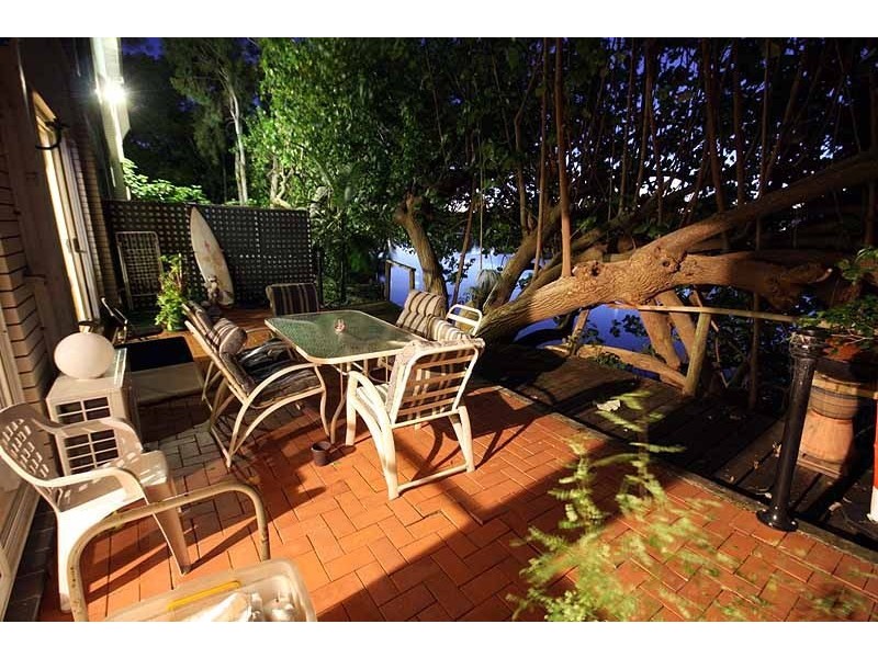 3/34 Remembrance Drive, Surfers Paradise QLD 4217