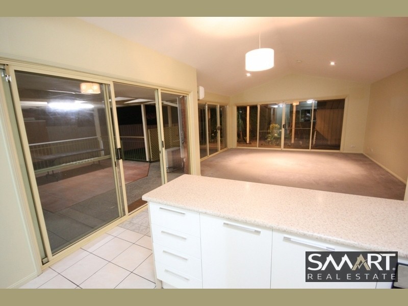 20 Jamieson Drive, Parkwood QLD 4214