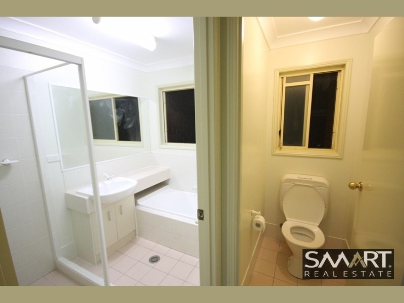 20 Jamieson Drive, Parkwood QLD 4214