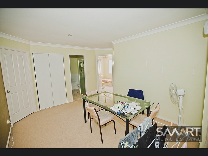 1/123 Pohlman Street, Southport QLD 4215