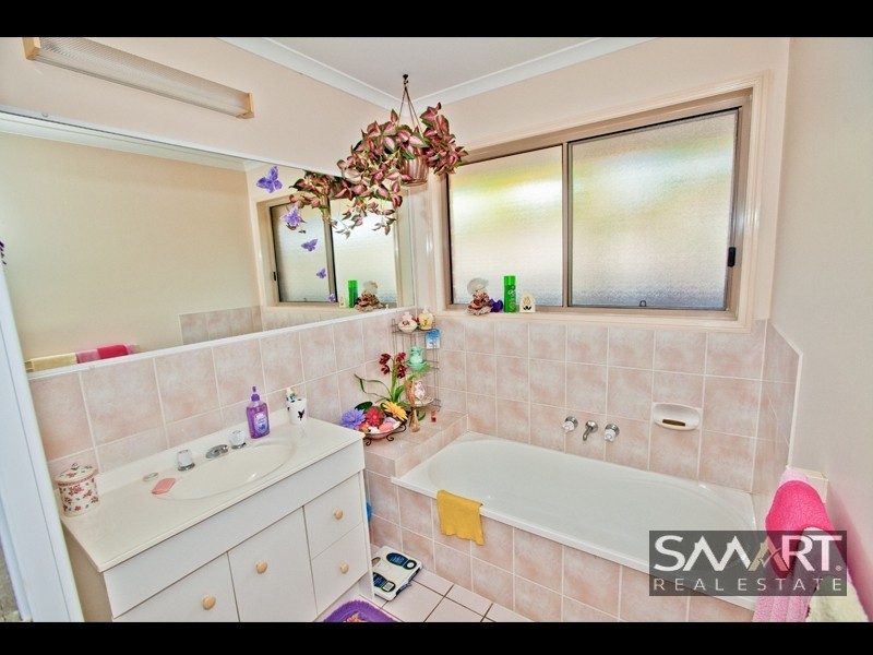 5 Grovedale Court, Parkwood QLD 4214