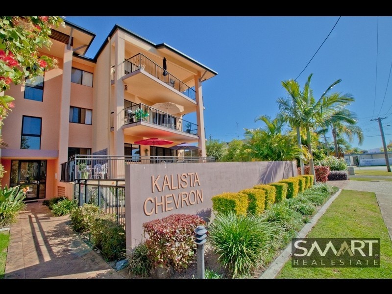 3/24-26 Parneno Street, Chevron Island QLD 4217