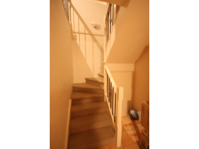 2/120 Pohlman Street,, Southport QLD 4215
