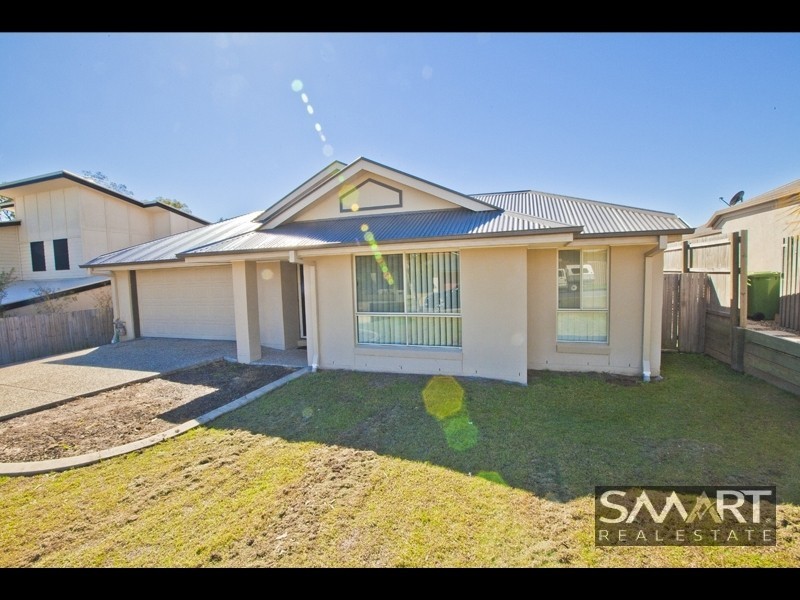 5 Lilyvale Crescent, Ormeau QLD 4208