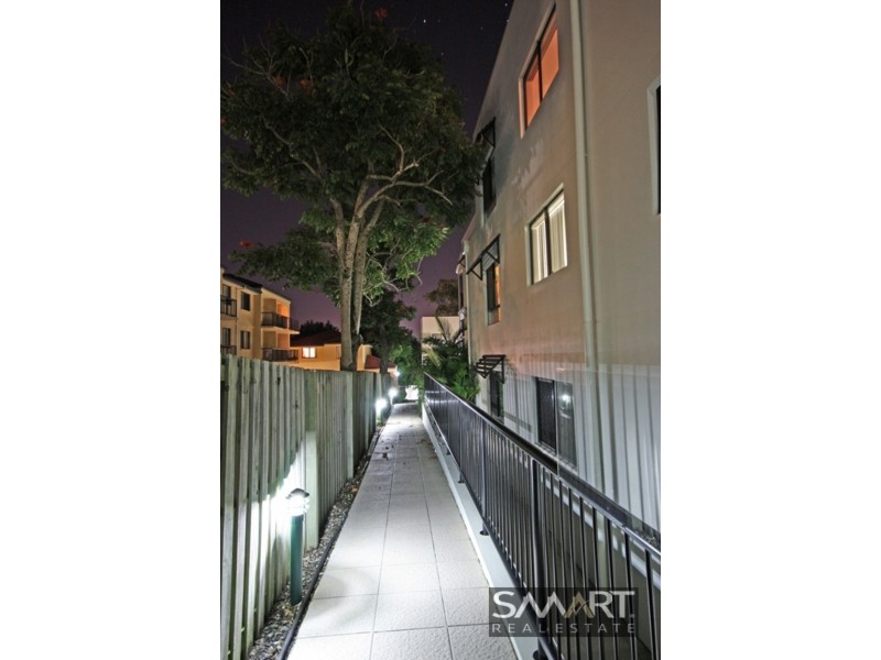 19/17 Lloyd Street, Southport QLD 4215