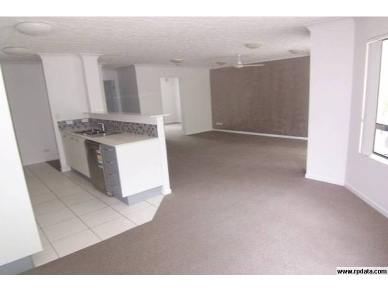 19/17 Lloyd Street, Southport QLD 4215