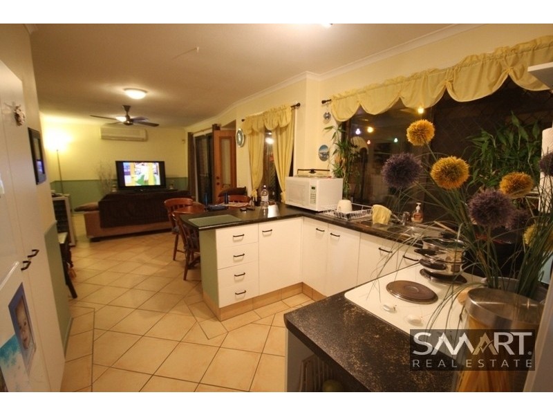 1/14 Stephenson Street, Labrador QLD 4215