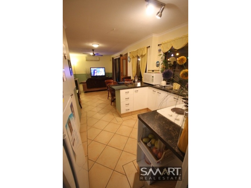 1/14 Stephenson Street, Labrador QLD 4215