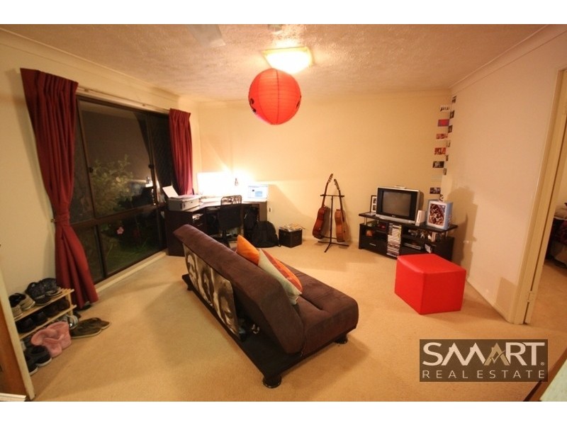 61/172 Barrier Reef Drive, Mermaid Waters QLD 4218