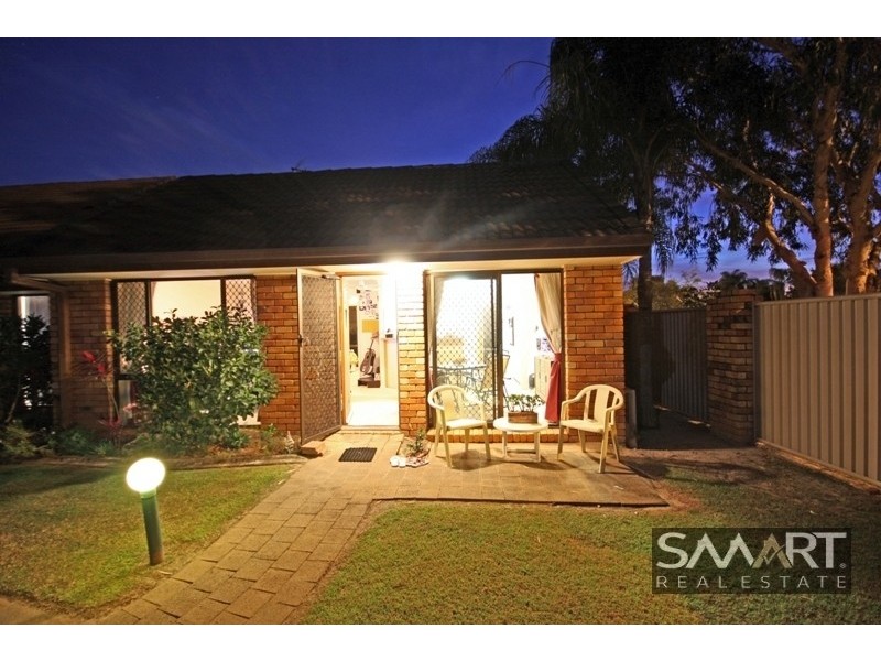 61/172 Barrier Reef Drive, Mermaid Waters QLD 4218