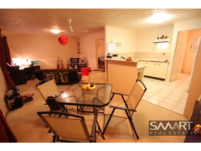 61/172 Barrier Reef Drive, Mermaid Waters QLD 4218