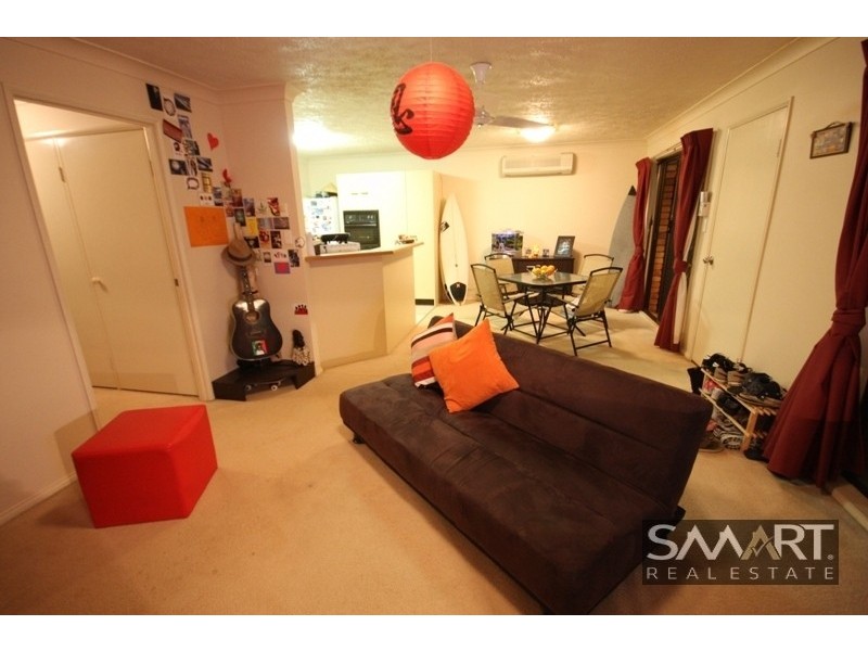 61/172 Barrier Reef Drive, Mermaid Waters QLD 4218