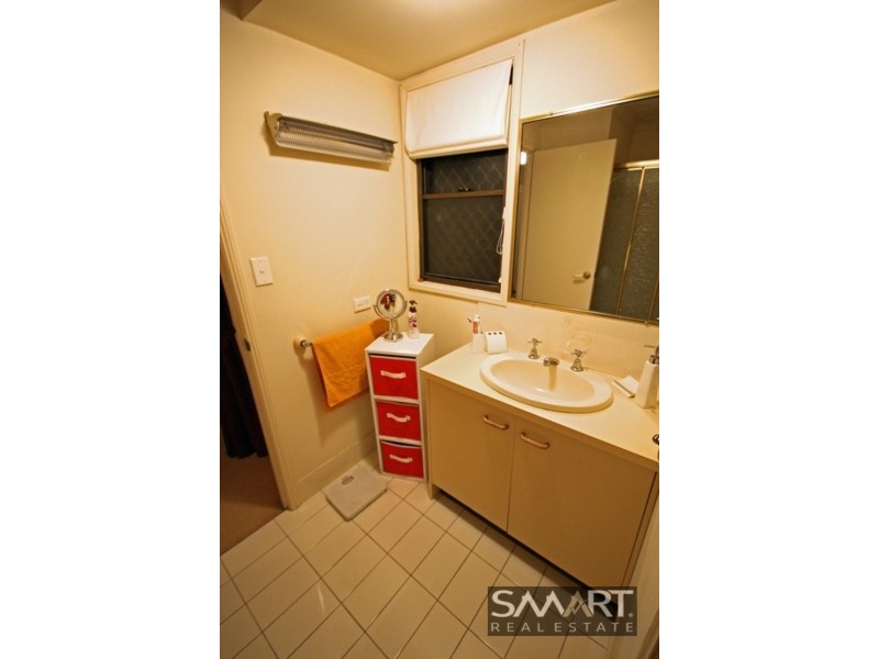 61/172 Barrier Reef Drive, Mermaid Waters QLD 4218