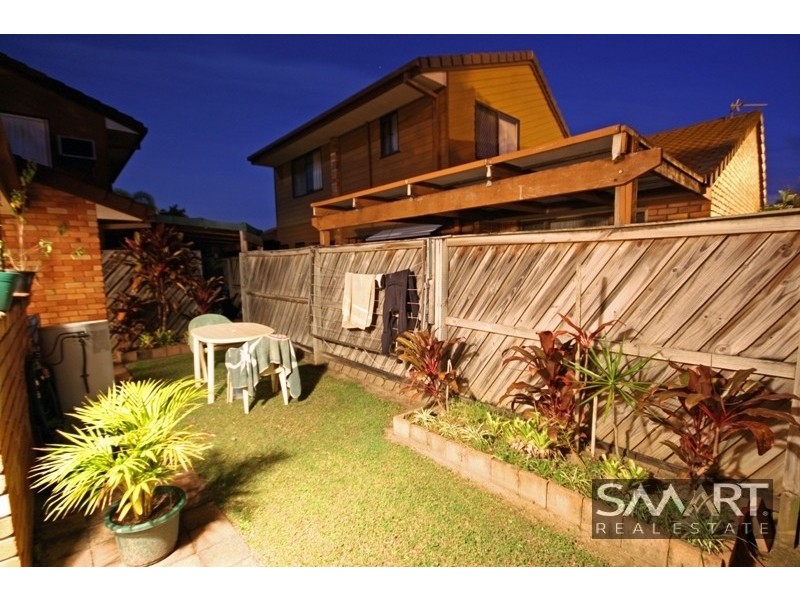 61/172 Barrier Reef Drive, Mermaid Waters QLD 4218