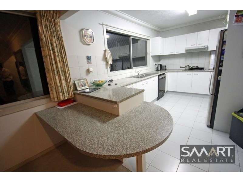 3 Winter Haven Key, Broadbeach Waters QLD 4218