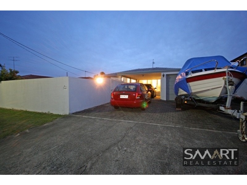 3 Winter Haven Key, Broadbeach Waters QLD 4218