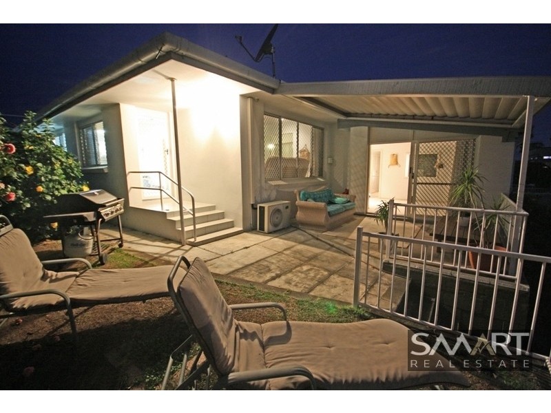 3 Winter Haven Key, Broadbeach Waters QLD 4218