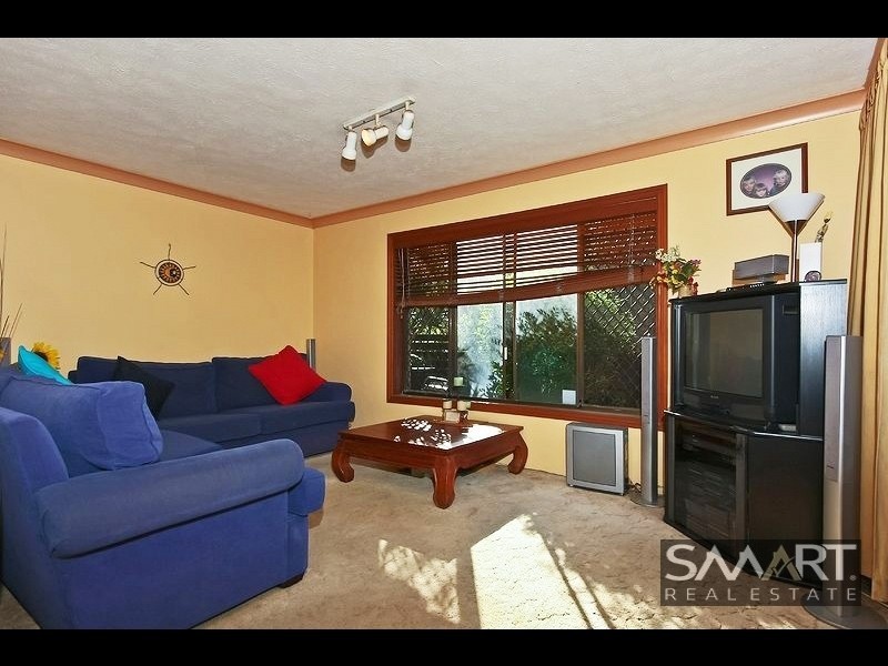 1/19 Sunbrite Avenue, Mermaid Beach QLD 4218