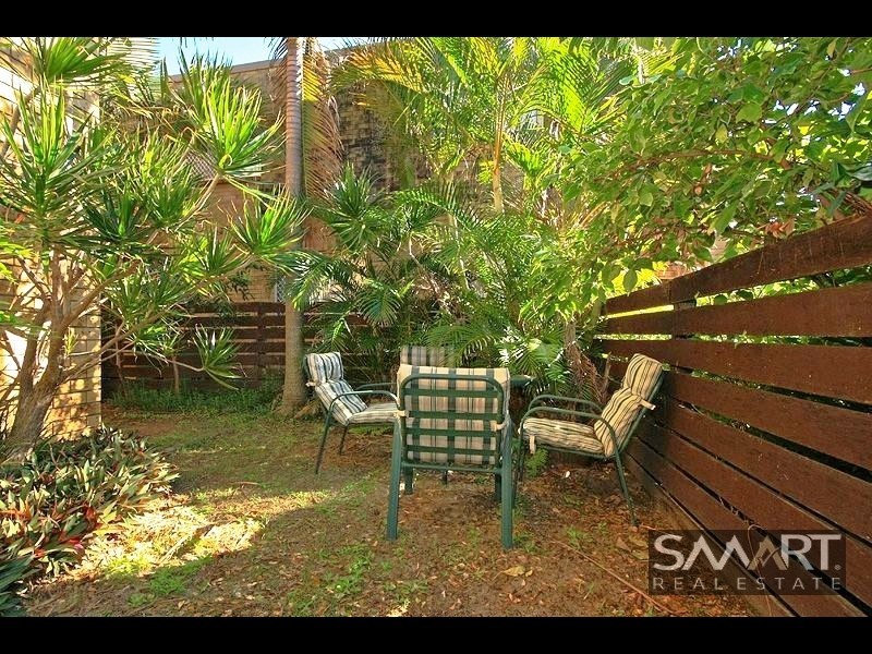 1/19 Sunbrite Avenue, Mermaid Beach QLD 4218