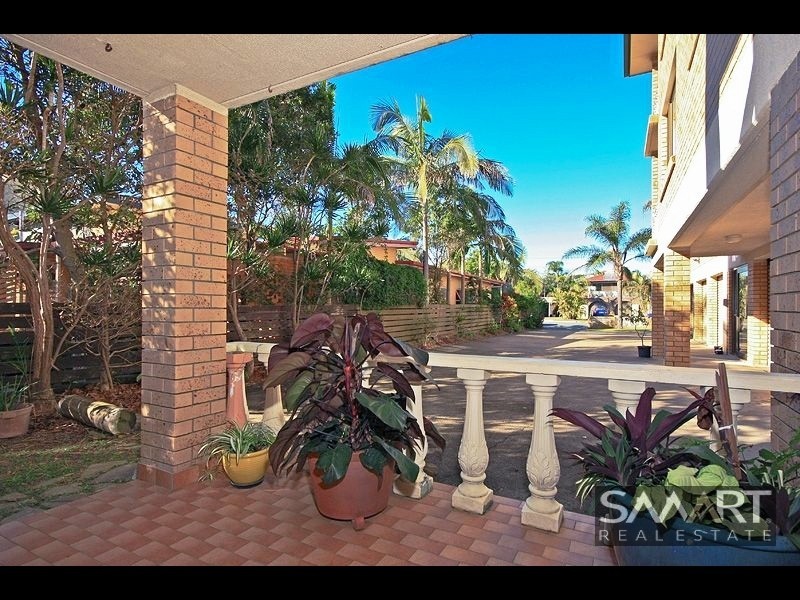 1/19 Sunbrite Avenue, Mermaid Beach QLD 4218