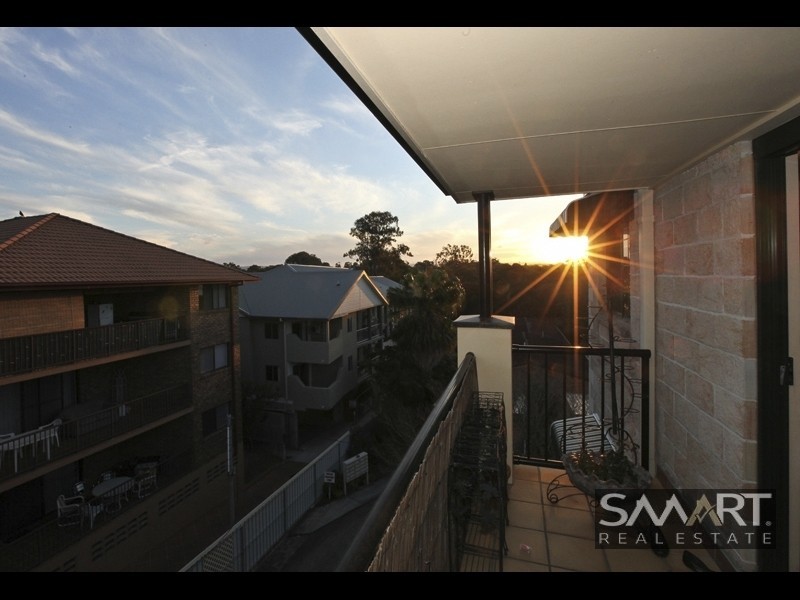 21/152 High Street, Southport QLD 4215