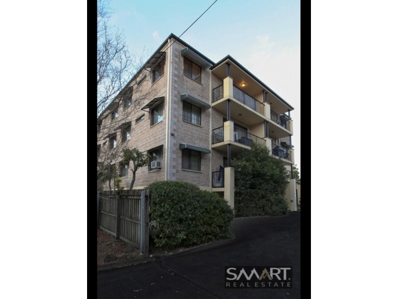 21/152 High Street, Southport QLD 4215