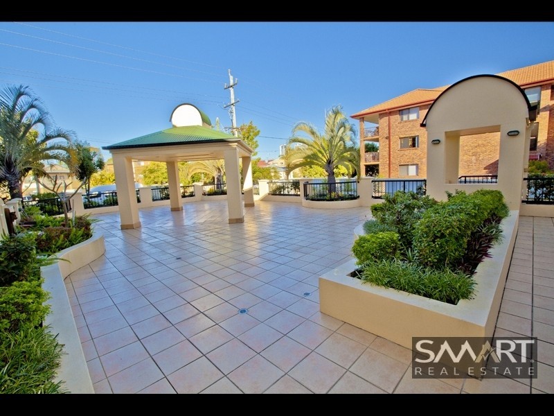 21/152 High Street, Southport QLD 4215