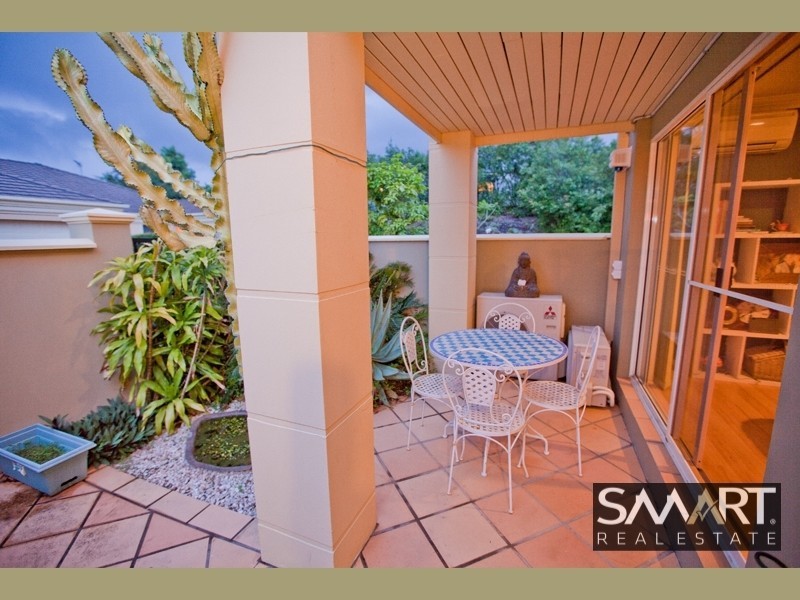 12/433 Brisbane Road, Coombabah QLD 4216