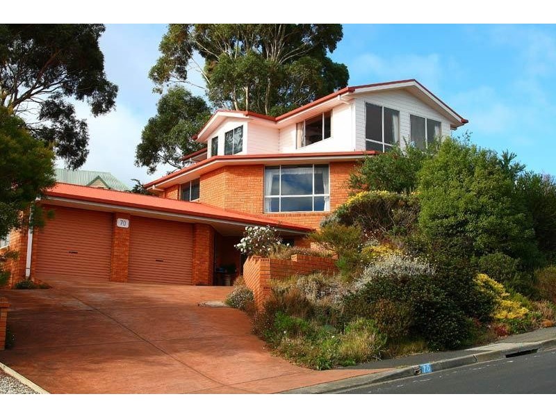 70 Hutchins Street, Kingston TAS 7050