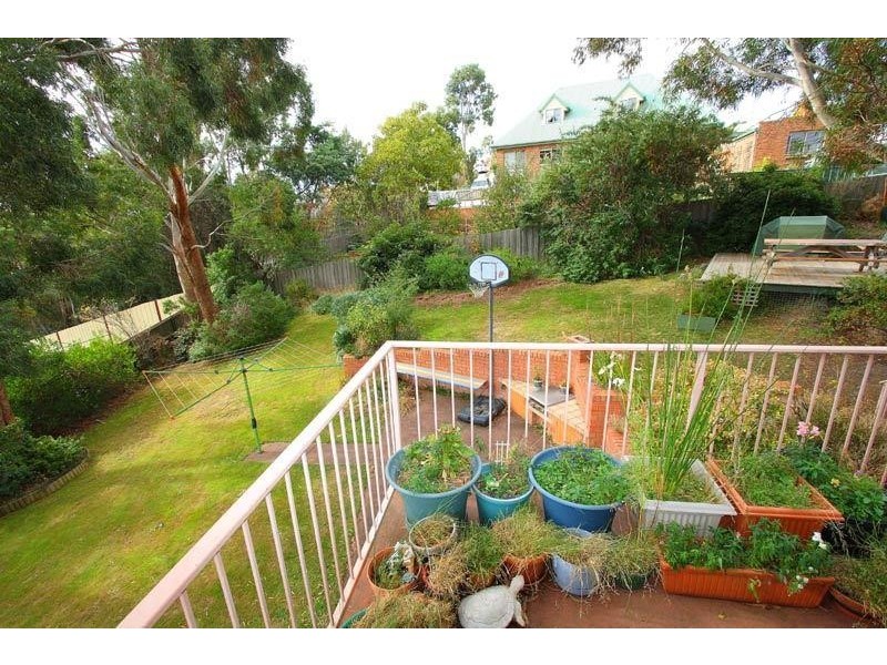 70 Hutchins Street, Kingston TAS 7050