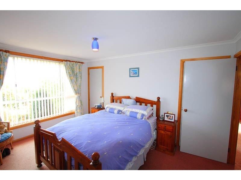 70 Hutchins Street, Kingston TAS 7050