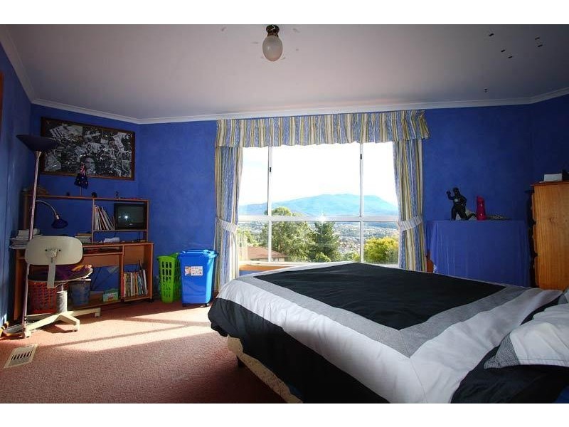 70 Hutchins Street, Kingston TAS 7050