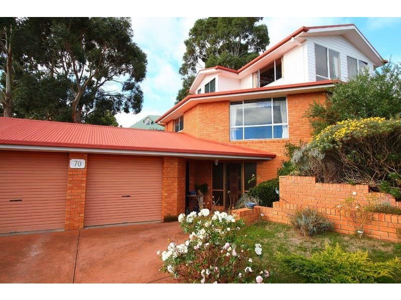 70 Hutchins Street, Kingston TAS 7050