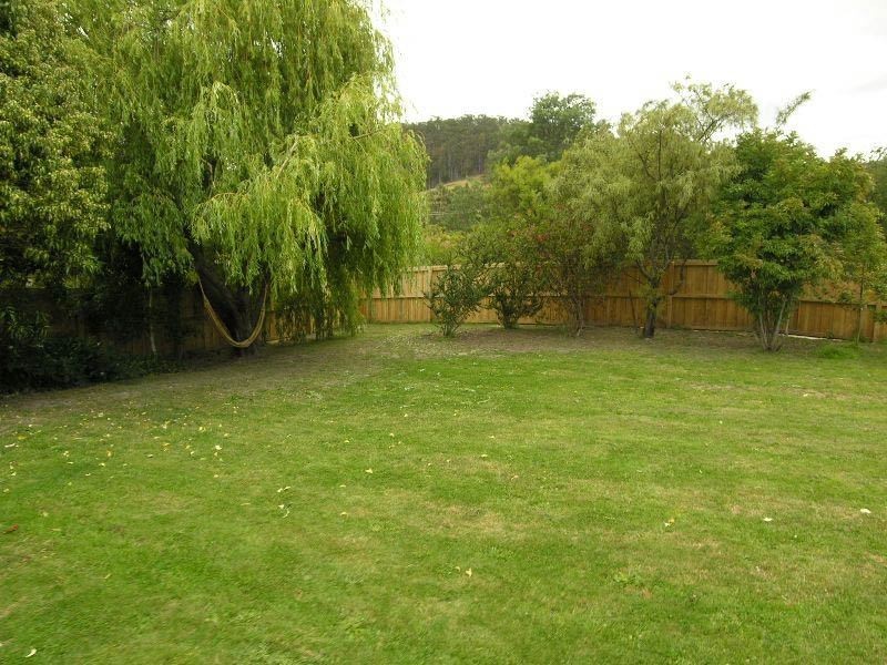 16 Connors Road, Cygnet TAS 7112