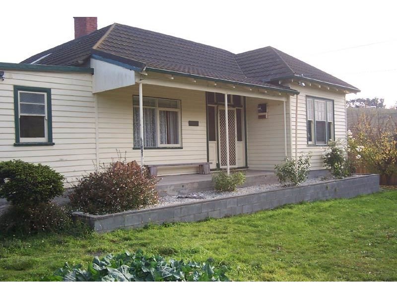16 Connors Road, Cygnet TAS 7112