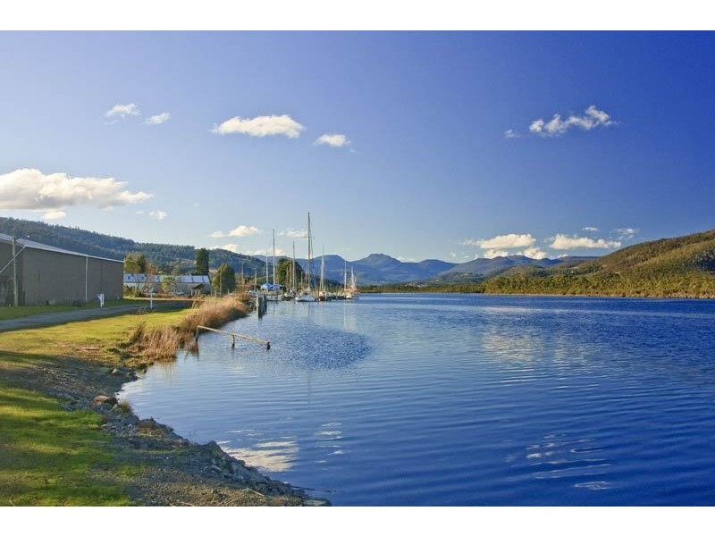 3347 Huon Highway, Franklin TAS 7113
