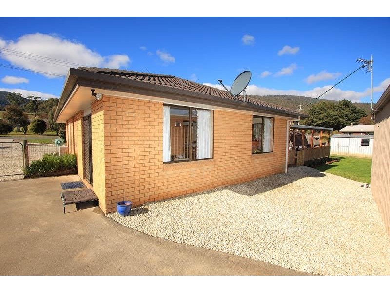 10 Flood Road, Huonville TAS 7109