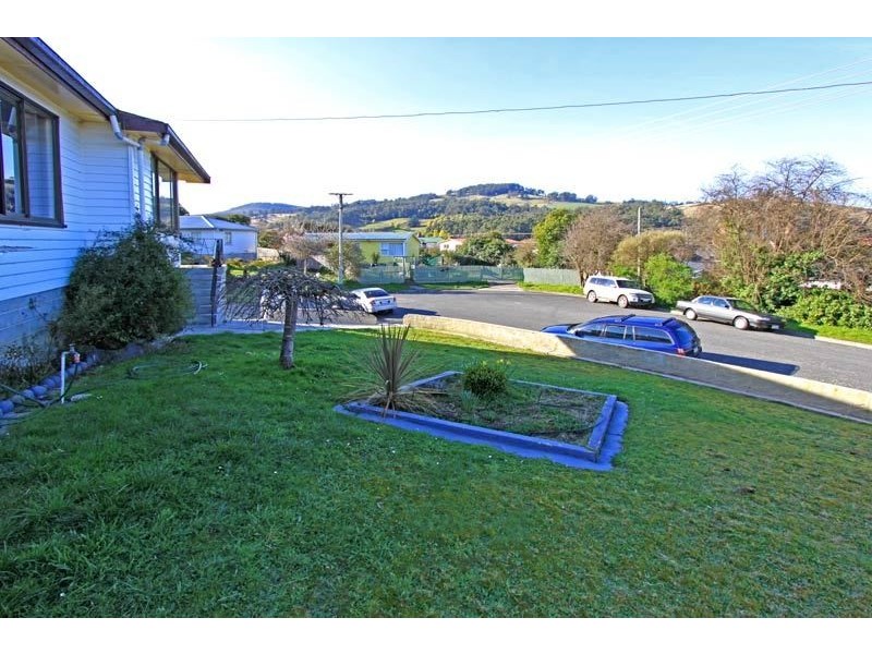 16 John Street, Geeveston TAS 7116