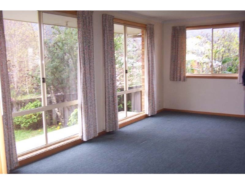 2/13 Scenic Hill Road, Huonville TAS 7109