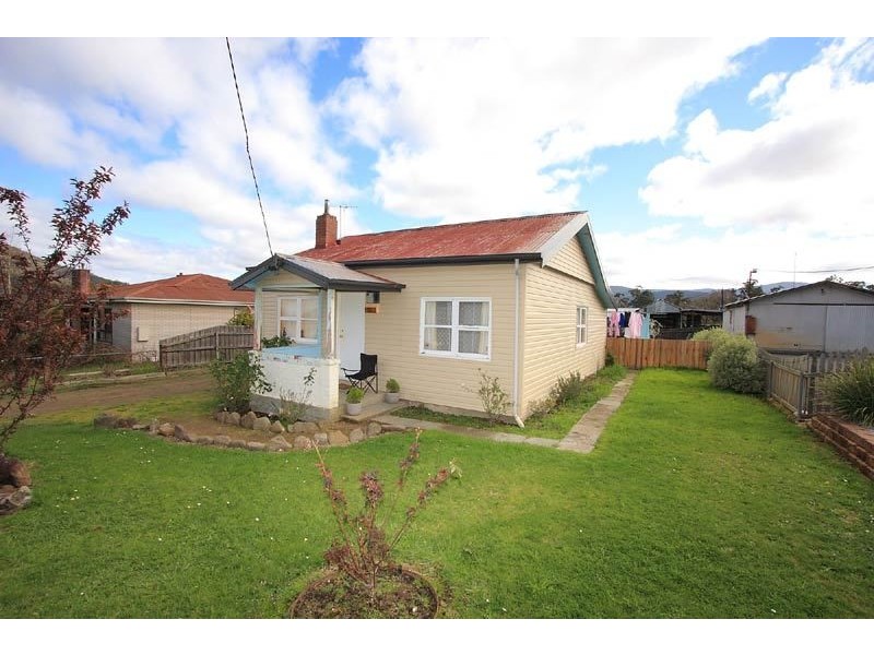 21 Knights Road, Huonville TAS 7109